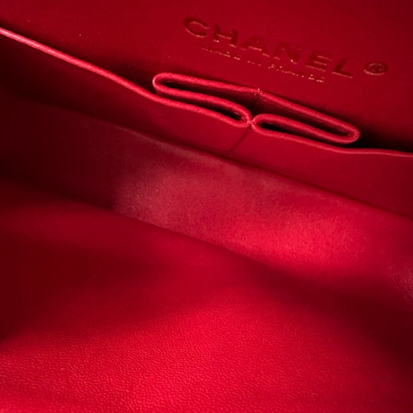21S CHANEL CLASSIC M FLAP - Picture 8 of 14